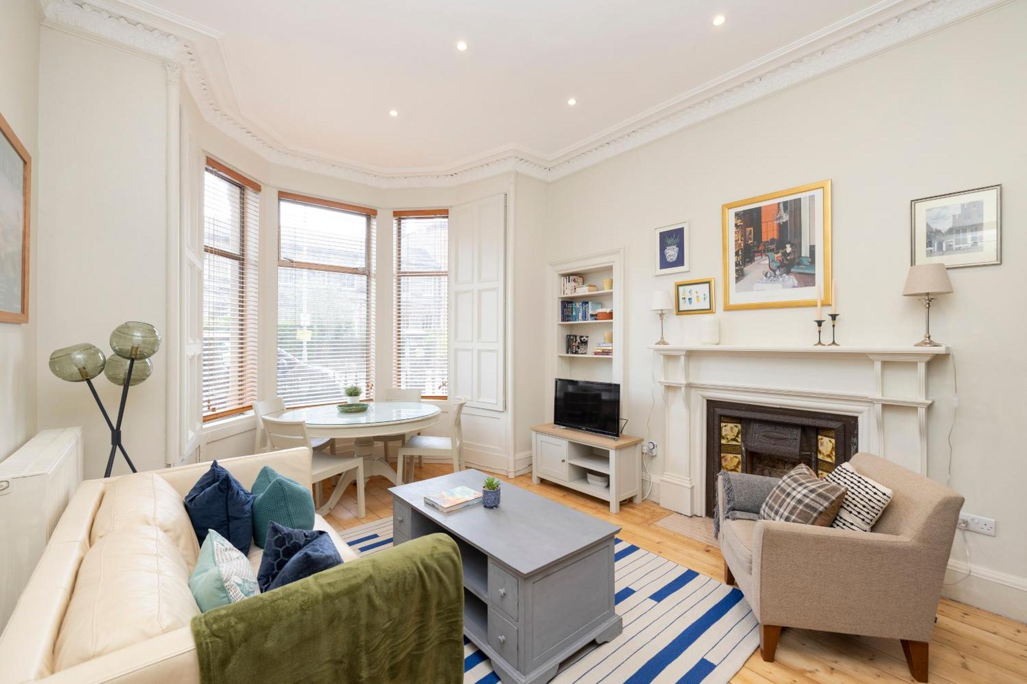 Elegant Stockbridge 2-bedroom - Ground Floor Appartement Edinburgh